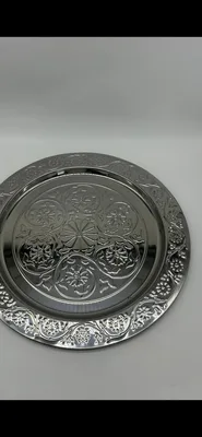 צלחת מבוקעת בצבע כסף קוטר 34 סמ